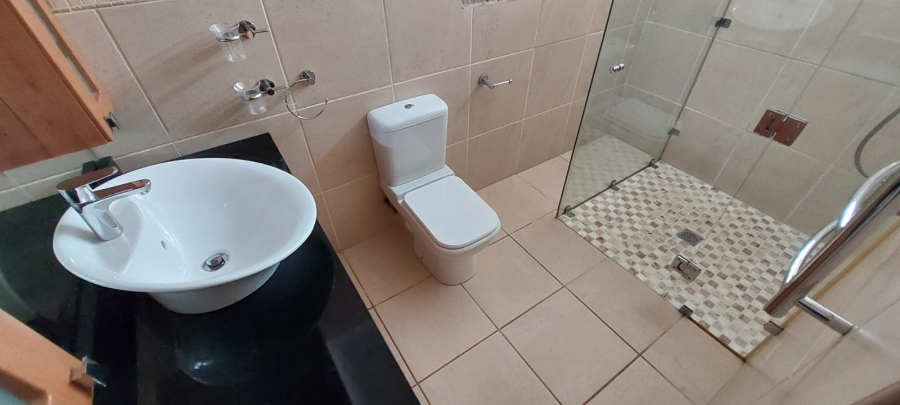 5 Bedroom Property for Sale in Ferreira Town Eastern Cape